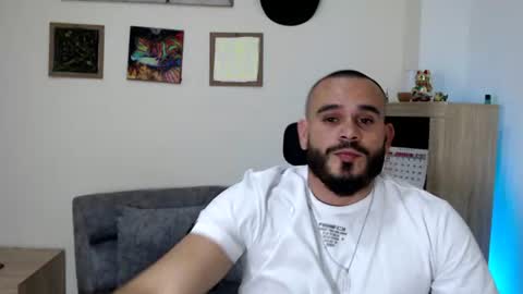 Esteban Fernandez online show from 06/14/26, 04:03