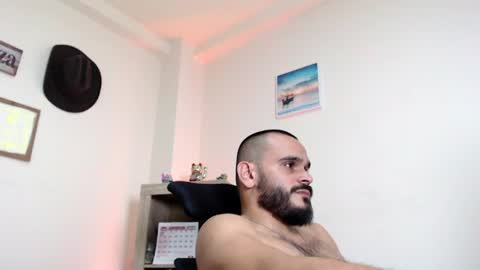 Esteban Fernandez online show from 06/25/26, 03:39