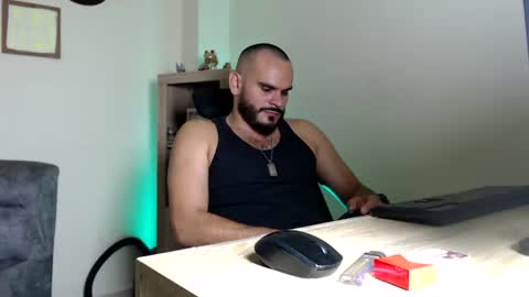 Esteban Fernandez online show from 06/28/26, 04:40
