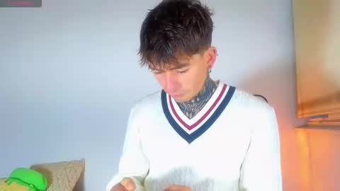 Snapshot of estebanchar_ chatting on 10/23/25, 10:36 Esteban independent model online show from 10/23/25, 10:36