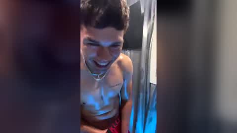 estebanmxn27 online show from 08/05/26, 06:27