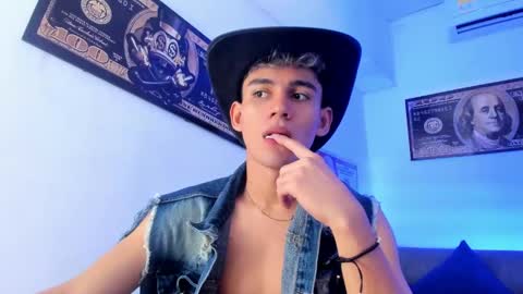 Esteban online show from 12/13/24, 12:17