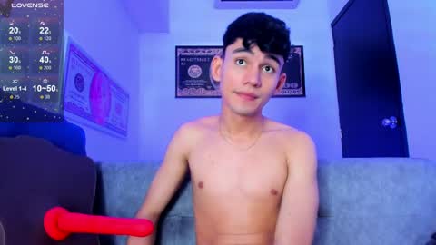Esteban online show from 01/12/25, 08:03
