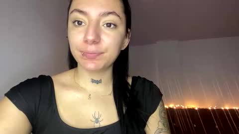 Snapshot of estefa1 chatting on 03/03/26, 06:25 estefa1 online show from 03/03/26, 06:25