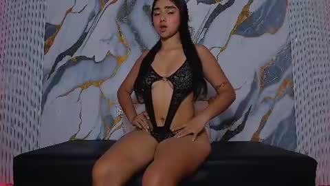 Snapshot of estefani_doll chatting on 07/19/26, 12:58 estefani_doll online show from 07/19/26, 12:58