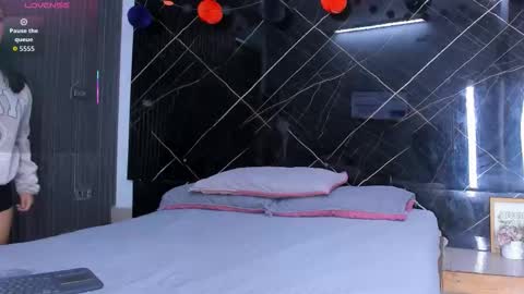 Stefy online show from 11/13/25, 04:00