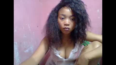 estelah20 online show from 11/10/25, 06:12