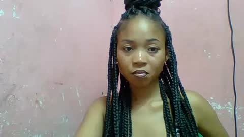 estelah20 online show from 11/14/25, 08:13