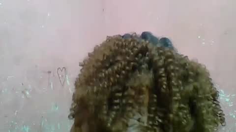 estelah20 online show from 11/27/25, 05:31