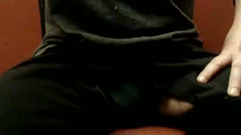 Snapshot of estelarseiya chatting on 02/18/25, 03:21 estelarseiya online show from 02/18/25, 03:21