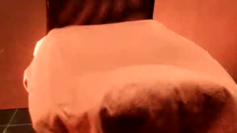 Snapshot of estelarseiya chatting on 11/15/25, 02:53 estelarseiya online show from 11/15/25, 02:53