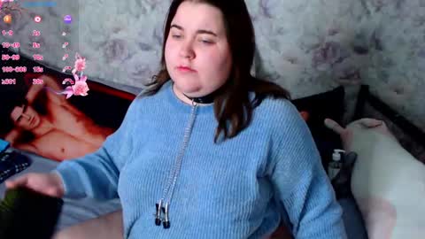 estelle_hicks online show from 12/09/24, 06:46