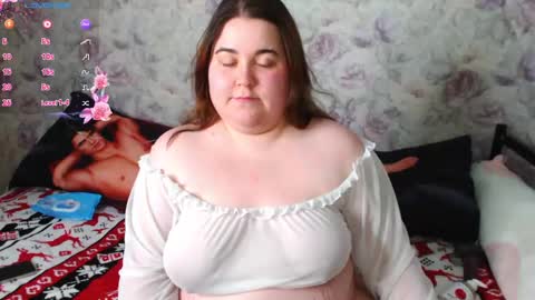 estelle_hicks online show from 12/20/24, 06:02