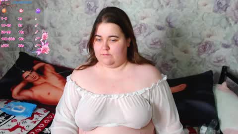 estelle_hicks online show from 12/20/24, 09:06
