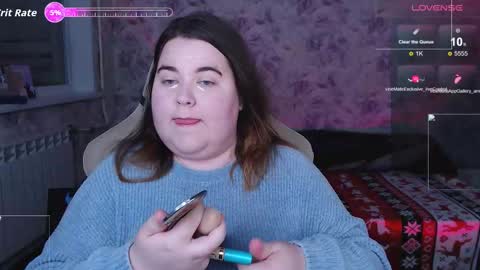 Snapshot of estelle_hicks chatting on 11/09/25, 06:28 estelle_hicks online show from 11/09/25, 06:28