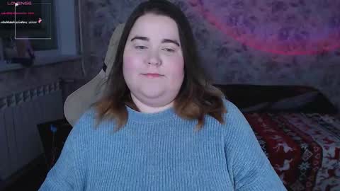 Snapshot of estelle_hicks chatting on 11/28/25, 06:21 estelle_hicks online show from 11/28/25, 06:21