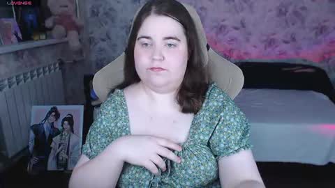 estelle_hicks online show from 07/28/26, 07:15