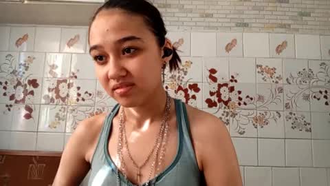 estellekirbo online show from 03/25/26, 01:06