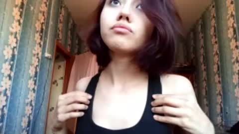 estellekirbo online show from 06/12/26, 03:55