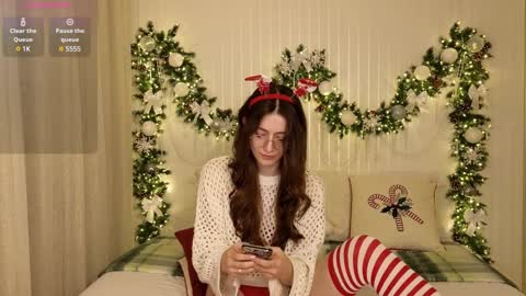 Ester online show from 12/19/24, 07:29