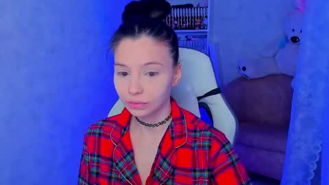 Ester online show from 02/19/25, 02:55