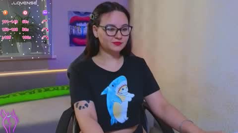 EsterPlayful online show from 09/22/25, 01:13