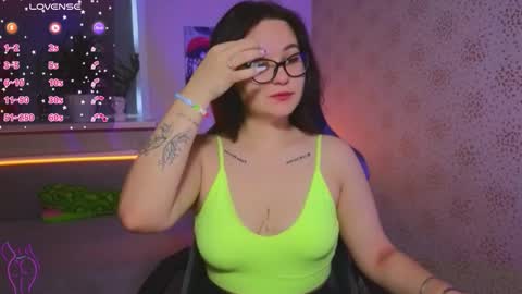 EsterPlayful online show from 10/16/25, 06:47