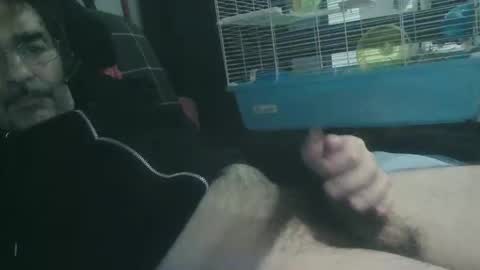 Snapshot of esthelion chatting on 10/23/25, 10:08 esthelion online show from 10/23/25, 10:08