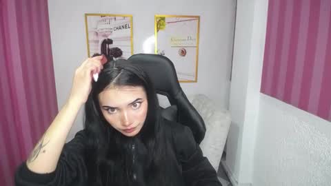 esther_toro_b online show from 12/15/24, 01:00