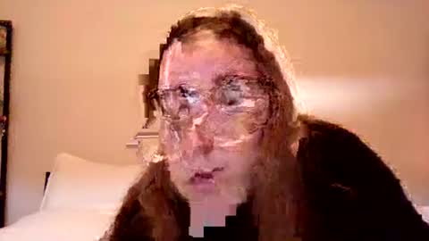 Snapshot of estherjude chatting on 06/03/26, 02:33 Esther online show from 06/03/26, 02:33