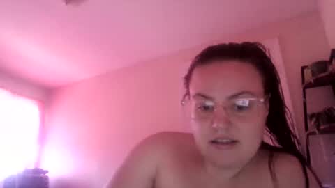 Snapshot of estherjude chatting on 06/08/26, 01:55 Esther online show from 06/08/26, 01:55