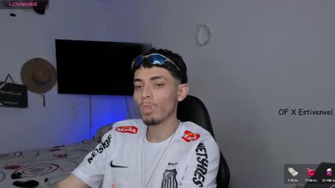 Snapshot of estivenvel chatting on 10/07/25, 04:48 estivenvel online show from 10/07/25, 04:48