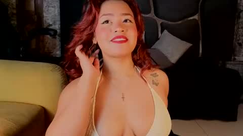 estrella05_ online show from 10/28/25, 05:22