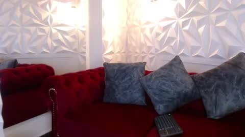 estrella online show from 09/10/25, 08:09