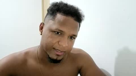 Snapshot of estrellajunior chatting on 06/11/26, 02:22 estrellajunior online show from 06/11/26, 02:22