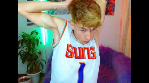 Snapshot of estrellita__jordan chatting on 01/27/25, 08:29 JORDAN online show from 01/27/25, 08:29