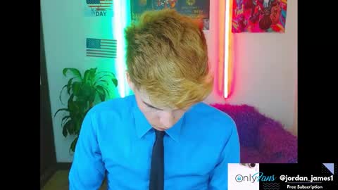 Snapshot of estrellita__jordan chatting on 01/31/25, 02:48 JORDAN online show from 01/31/25, 02:48