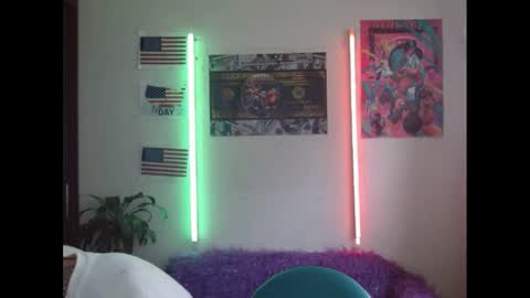 Snapshot of estrellita__jordan chatting on 02/02/25, 05:04 JORDAN online show from 02/02/25, 05:04