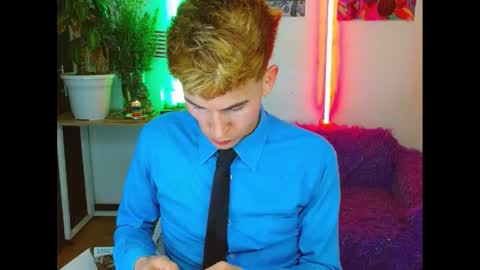 Snapshot of estrellita__jordan chatting on 02/09/25, 11:14 JORDAN online show from 02/09/25, 11:14