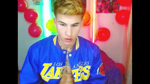 Snapshot of estrellita__jordan chatting on 02/14/25, 12:41 JORDAN online show from 02/14/25, 12:41