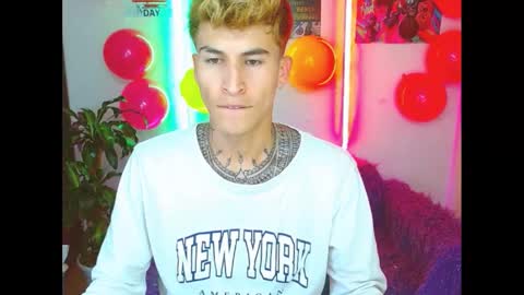 Snapshot of estrellita__jordan chatting on 02/15/25, 02:15 JORDAN online show from 02/15/25, 02:15