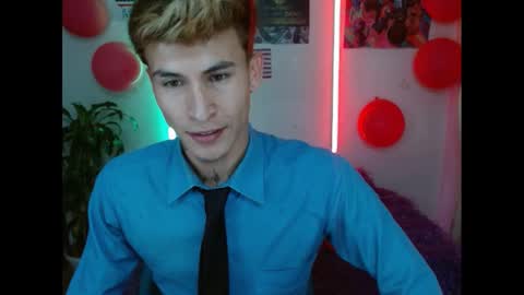 Snapshot of estrellita__jordan chatting on 02/24/25, 02:51 JORDAN online show from 02/24/25, 02:51