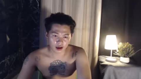 Snapshot of esward_tynn chatting on 09/15/25, 03:23 im esward tynn online show from 09/15/25, 03:23