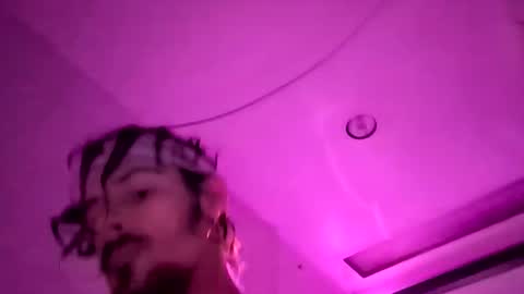 et528007 online show from 09/25/25, 07:01