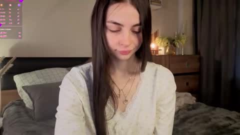 Snapshot of eternity_is_endless chatting on 11/08/25, 07:52 Mary online show from 11/08/25, 07:52