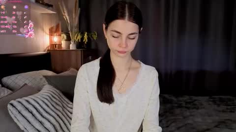 Snapshot of eternity_is_endless chatting on 11/14/25, 07:51 Mary online show from 11/14/25, 07:51