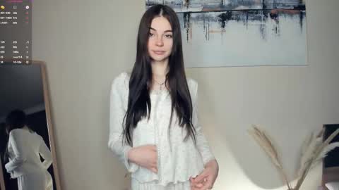 Snapshot of eternity_is_endless chatting on 11/29/25, 07:33 Mary online show from 11/29/25, 07:33