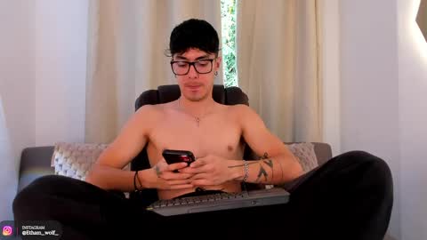 Snapshot of etham_wolf1 chatting on 04/29/26, 04:55 etham_wolf1 online show from 04/29/26, 04:55
