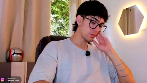 etham_wolf1 online show from 07/16/26, 05:52