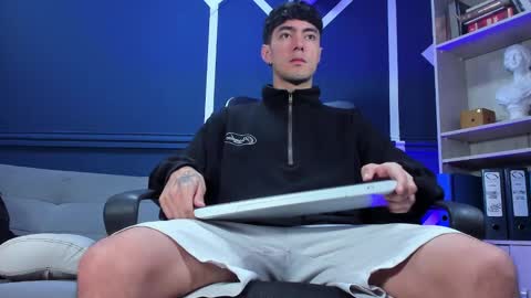 Etham online show from 09/17/25, 12:07